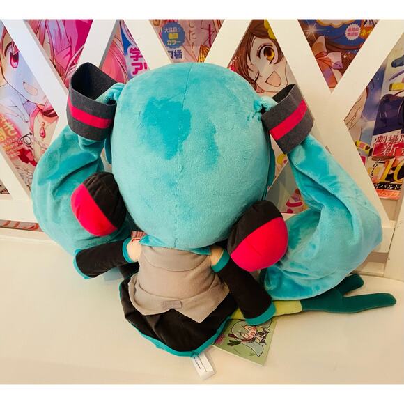 Official Hatsune Miku Stunned Face w/ Leek/Green Onion Plush SEGA - Picture 5 of 8